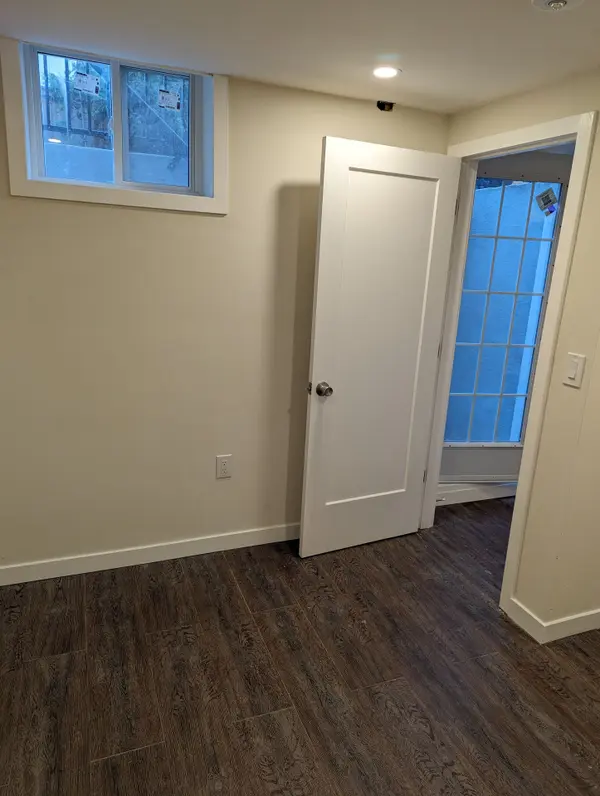 100 Westgate AVE #Basement, Ajax, ON L1Z 1R8