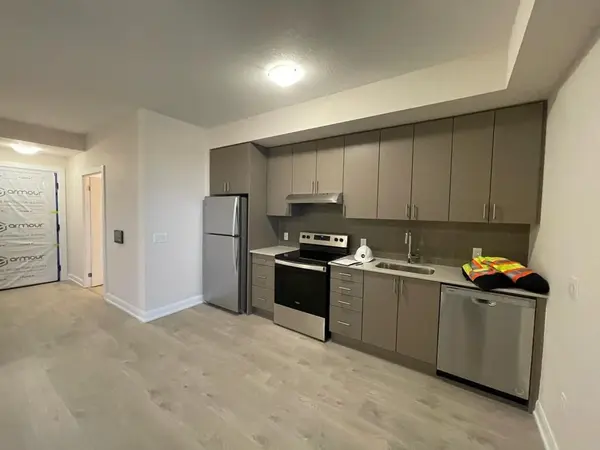 3220 William Colston AVE #301, Oakville, ON L6H 7X9