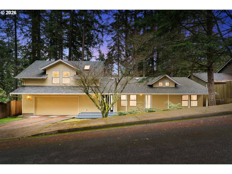 3283 STONEY RIDGE RD, Eugene, OR 97405
