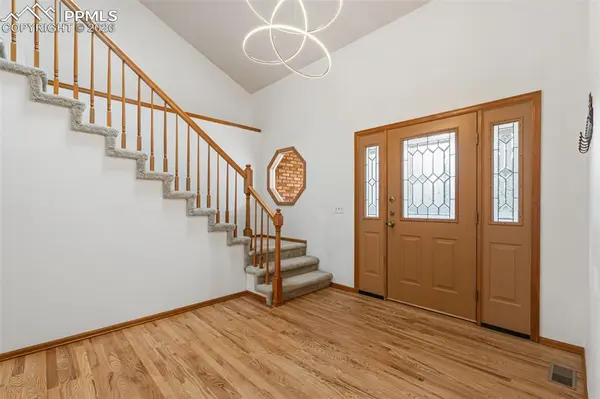 390 E Stirrup TRL, Monument, CO 80132
