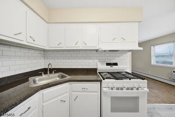 1 Dahnert Park Ln #6, Garfield City, NJ 07026