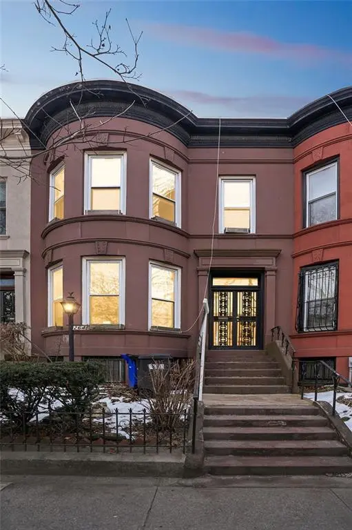 264 Sterling ST, Brooklyn, NY 11225