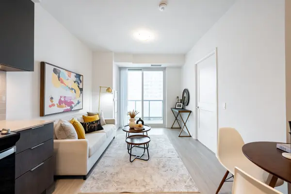 25 Holly ST #2206, Toronto C10, ON M4S 0E3