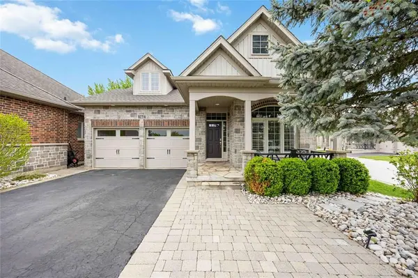 6754 St Andrew CIR #24,  Plympton-wyoming,  ON N0N 1E0