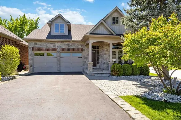 6754 St Andrew CIR #24, Plympton-wyoming, ON N0N 1E0