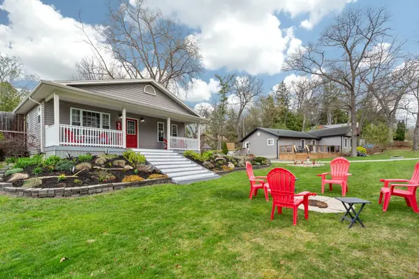 7652 Riverside DR, Lambton Shores, ON N0M 2L0