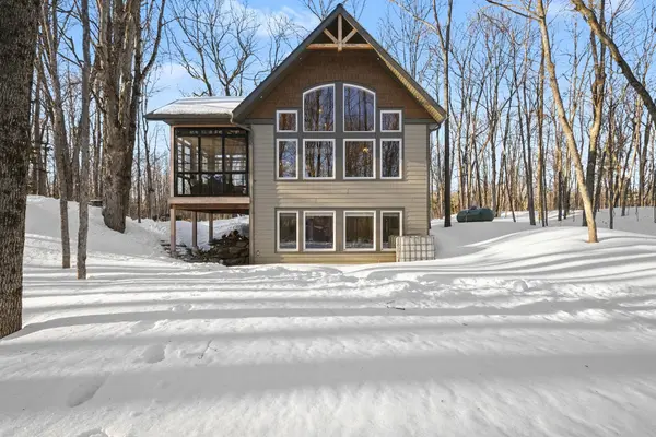 20 Crestview DR, Greater Madawaska, ON K0J 1H0