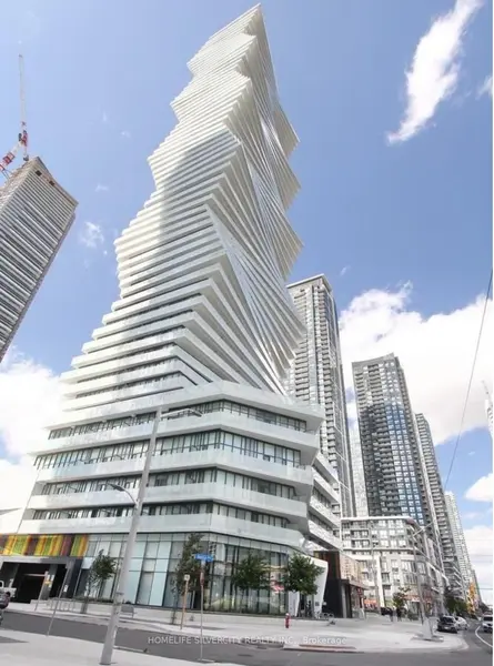 3900 Confederation Pkwy #2908, Mississauga, ON L5B 0M3