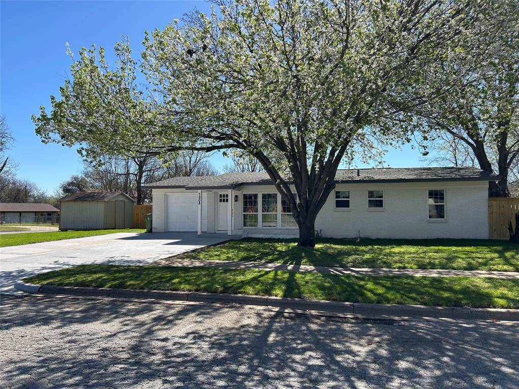 7908 Lazy Lane Road, North Richland Hills, TX 76180