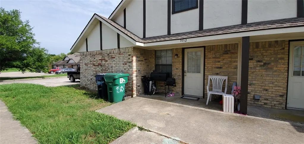 3012 N Bell Avenue, Denton, TX 76209