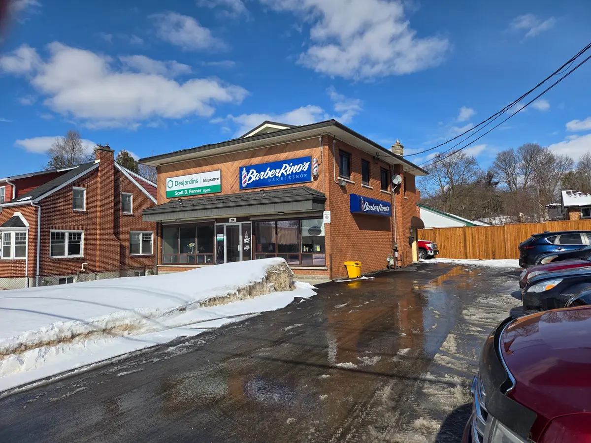 220 Edinburgh RD S, Guelph, ON N1G 2J4
