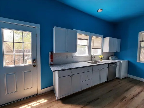 511 W Sycamore Street W #A, Denton, TX 76201