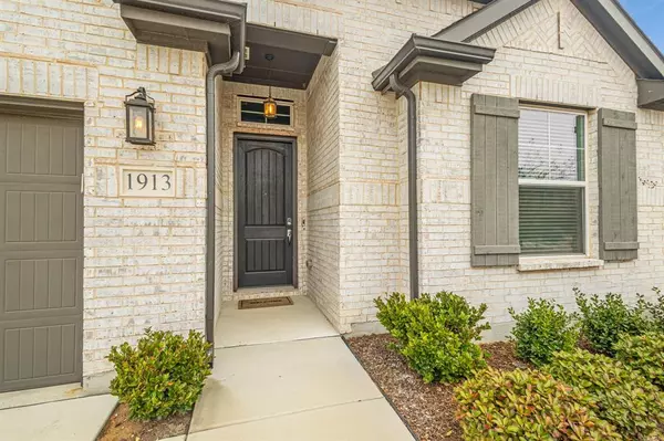 Denton, TX 76207,1913 Briar Hill Drive