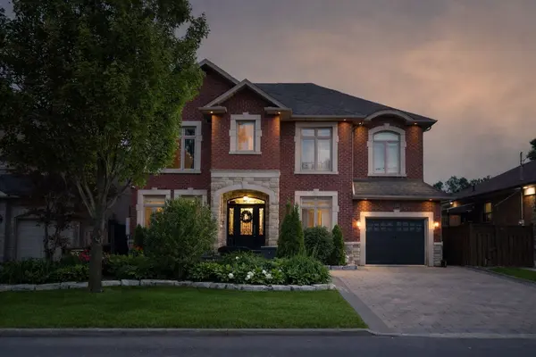 127 Sultana AVE, Toronto C04, ON M6A 1T6