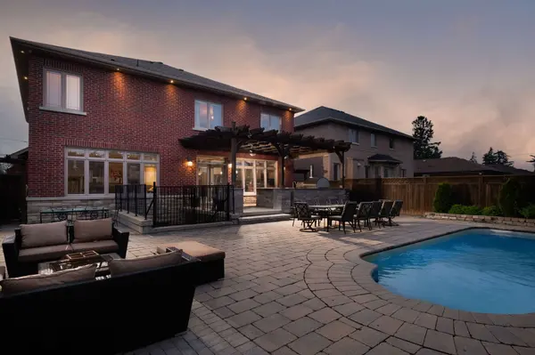 127 Sultana AVE, Toronto C04, ON M6A 1T6