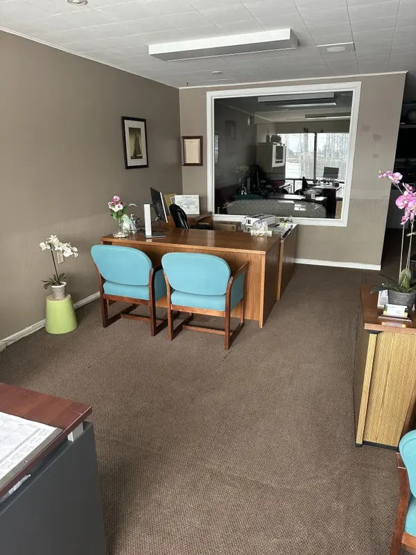 220 Edinburgh RD S, Guelph, ON N1G 2J4