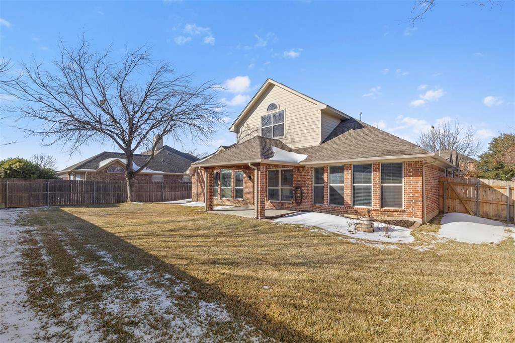 517 Acorn Court, Saginaw, TX 76179