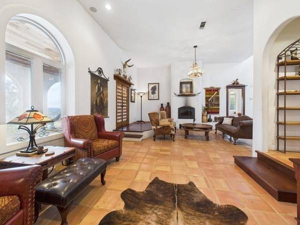 8414 County Road 3907, Athens, TX 75752