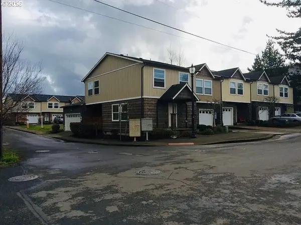 894 NE LINDEN AVE, Gresham, OR 97030