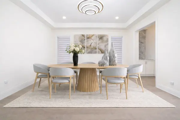 121 Milky Way DR, Richmond Hill, ON L4C 4L9