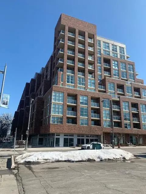 1787 St Clair AVE W #1007, Toronto W03, ON M6N 3A2