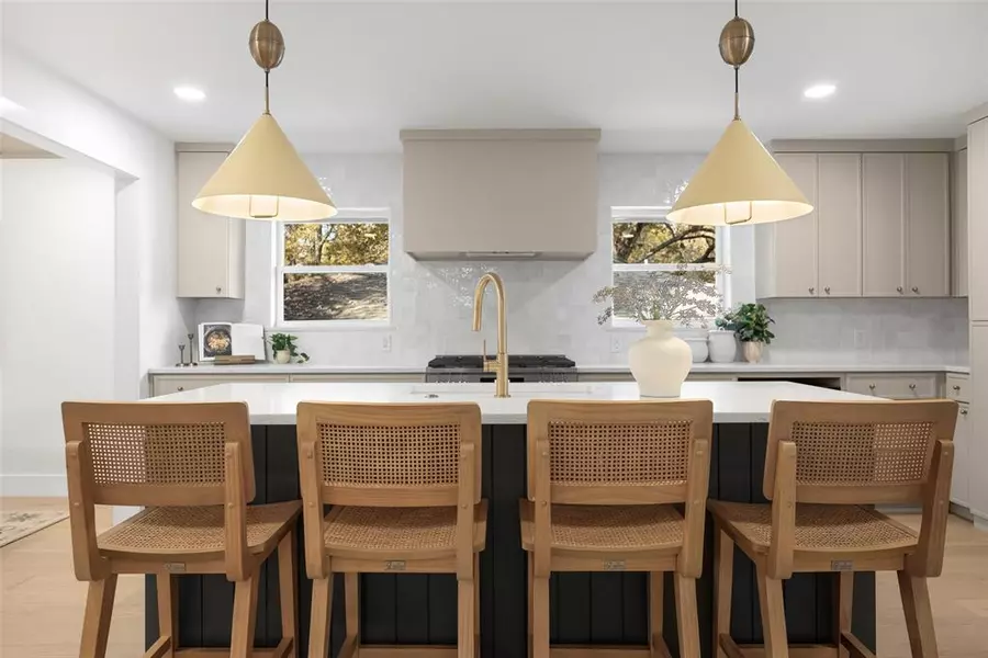 9727 Dartridge Drive, Dallas, TX 75238