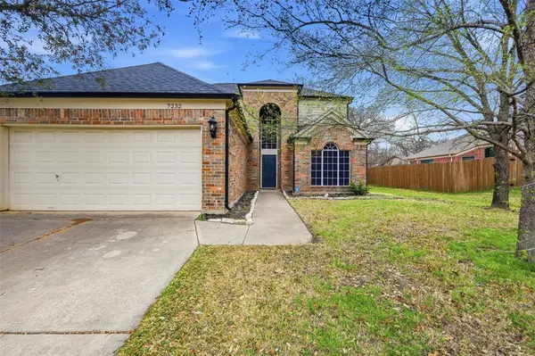 7232 Cross Keys Drive, North Richland Hills, TX 76182