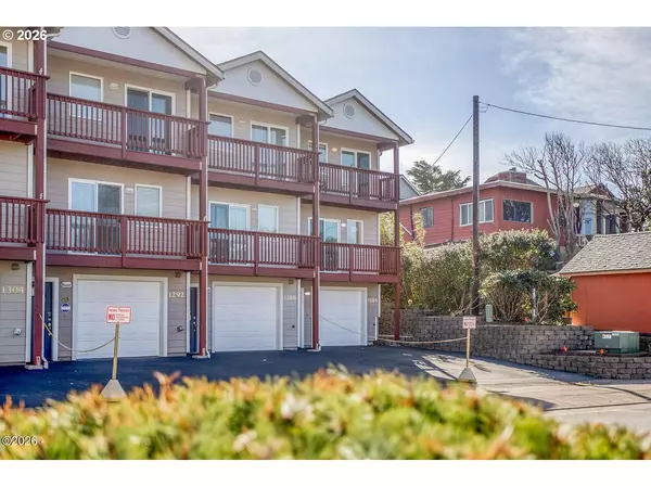 Lincoln City, OR 97367,1284 NW 15TH ST