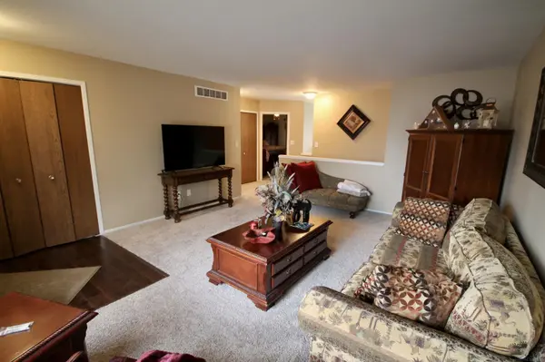 342 Fairgrove ST, Romeo, MI 48065