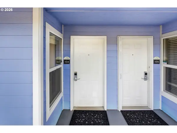 890 SE BAY BLVD #104, Newport, OR 97365