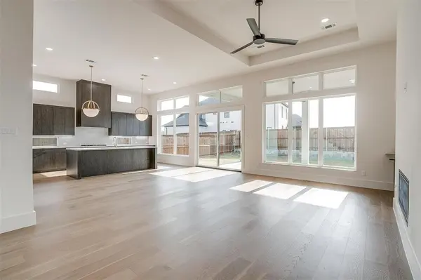 213 Lantern Ridge Drive, Aledo, TX 76008