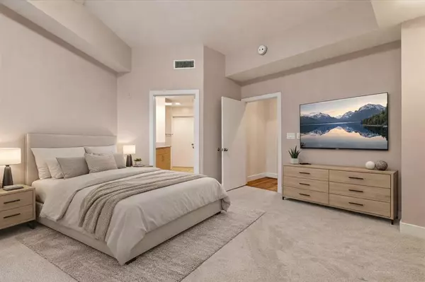 Addison, TX 75001,5055 Addison Circle #409