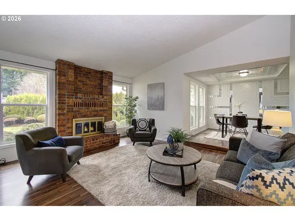 1015 NW 123RD CIR, Vancouver, WA 98685