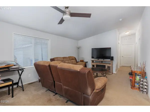 3620 SEA MIST AVE, Depoe Bay, OR 97341