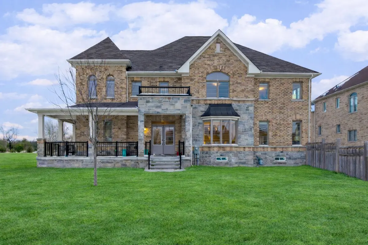 30 Terry CRES, Clarington, ON L1C 0W4