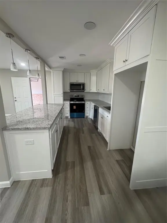 111 Minnie Drive, Itasca, TX 76055