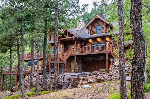 6060 Big Horn RD, Manitou Springs, CO 80829