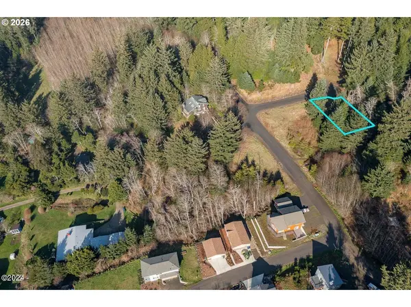 504 CREEKSIDE LN, Yachats, OR 97498