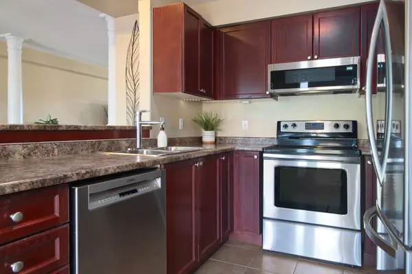 511 Victoria RD N, Guelph, ON N1E 0G5