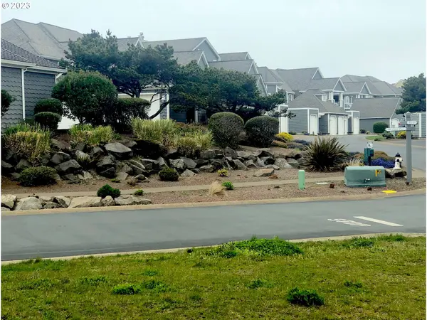 TL6700 SW Cupola Pl., South Beach, OR 97366