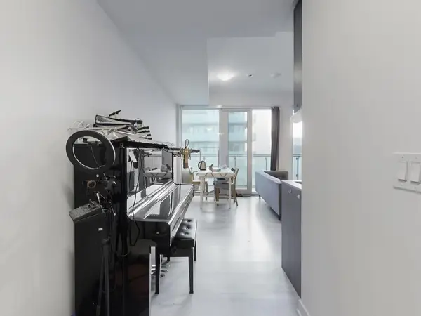 70 Princess ST #2816, Toronto C08, ON M5A 0X6