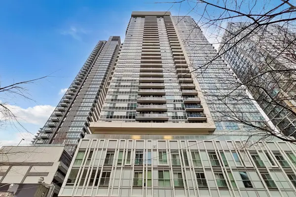77 Mutual ST #415, Toronto C08, ON M5B 2A9