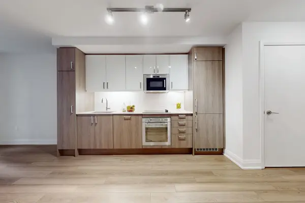 77 Mutual ST #415, Toronto C08, ON M5B 2A9