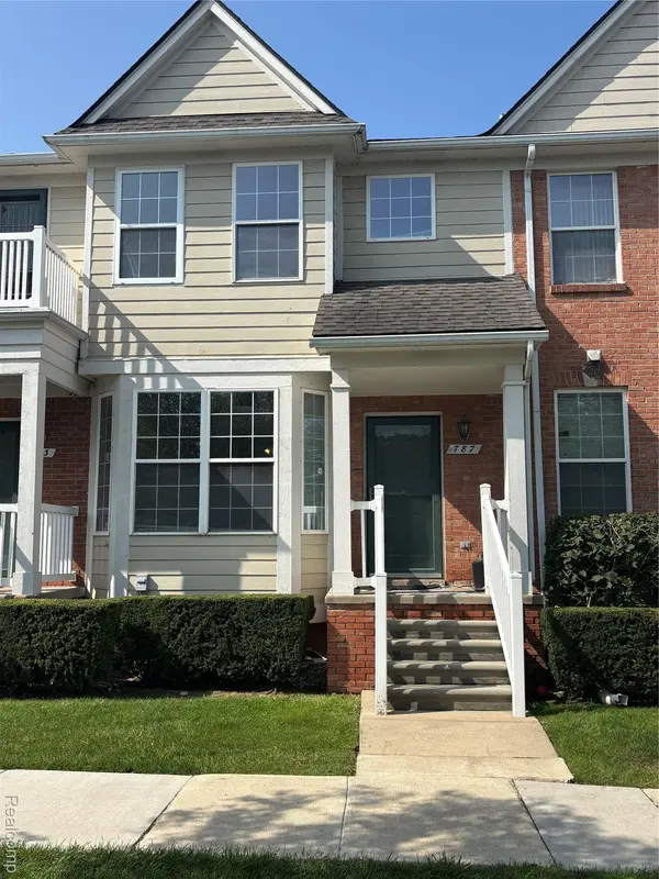 787 Piper BLVD, Detroit, MI 48215