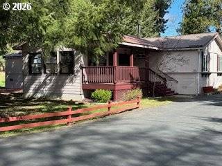 105 W MAIN ST, Glenwood, WA 98619