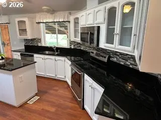 105 W MAIN ST, Glenwood, WA 98619