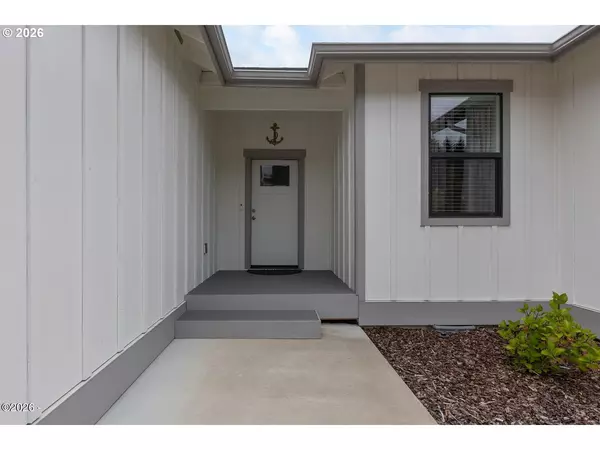 Lincoln City, OR 97367,4145 SE INLET AVE