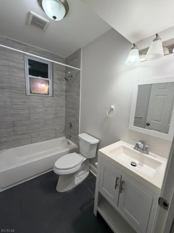 469 Alden St #2, City Of Orange Twp., NJ 07050