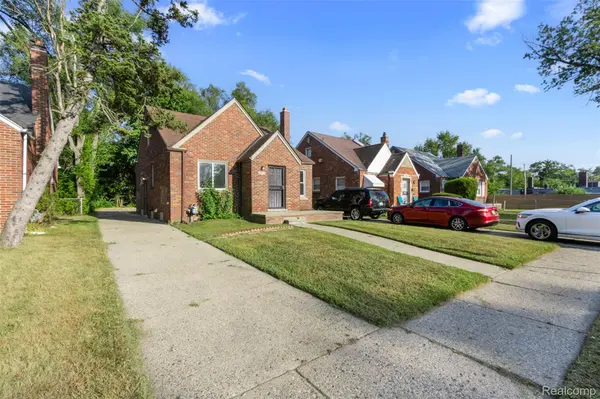 16166 Lauder ST, Detroit, MI 48235