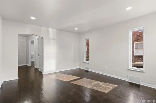 16166 Lauder ST, Detroit, MI 48235